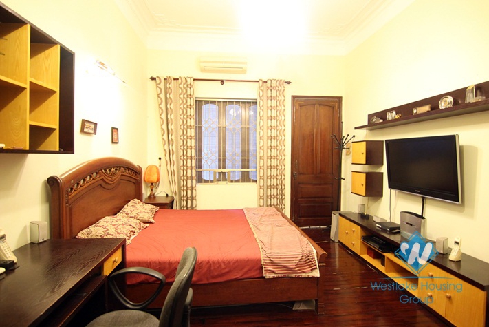 Beautiful furnished house for rent in Ba Dinh, Ha Noi